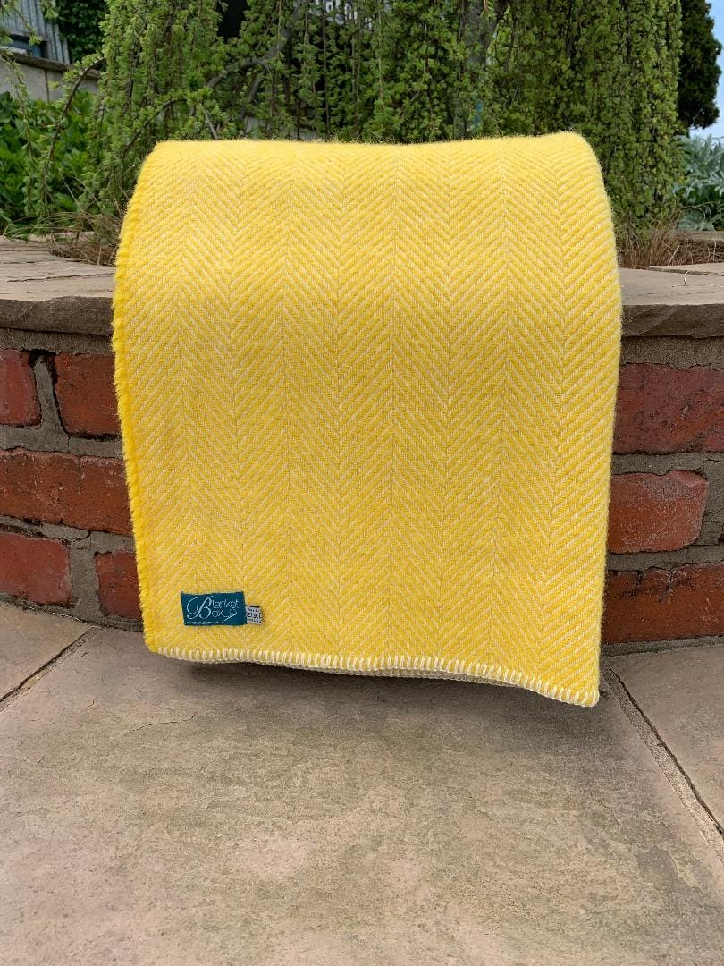 Pure New Wool Fishbone Throw in Yellow