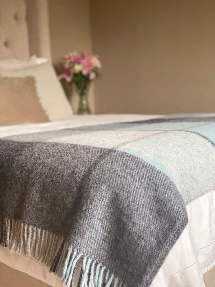 Block Check Duck Egg Blue Throw