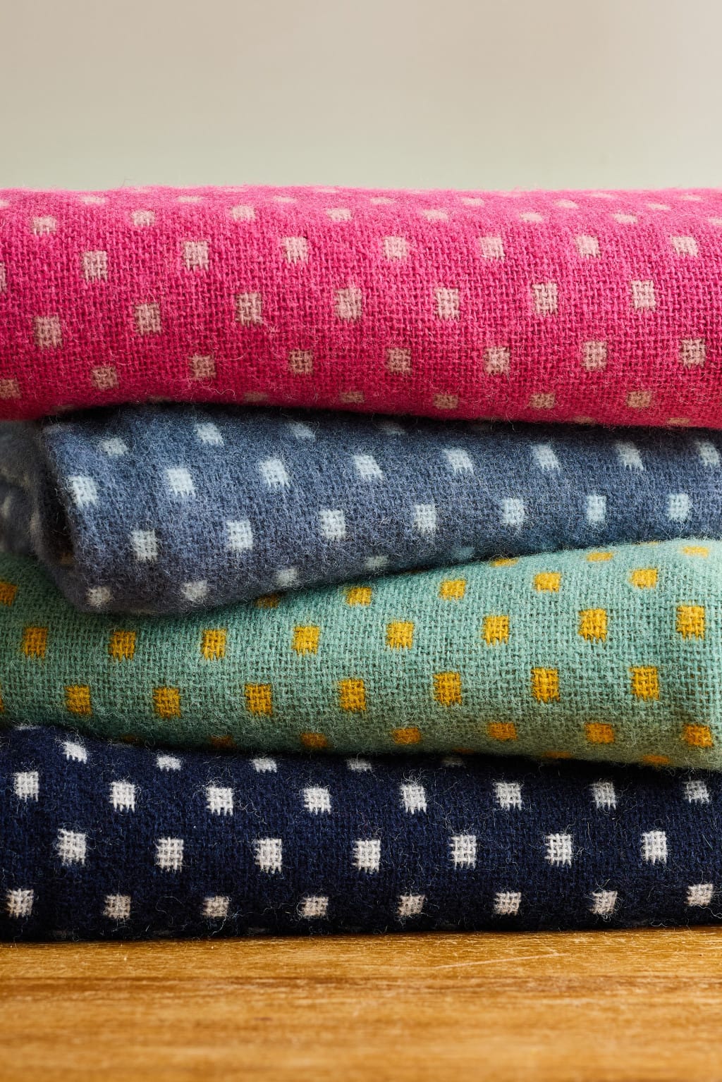 Pure New Wool Dot Throw in Navy - Large size