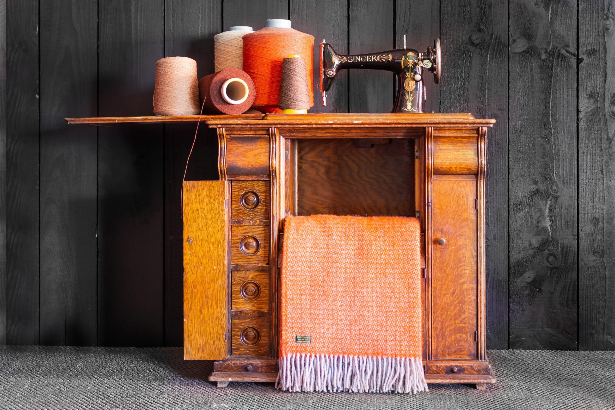 Pure New Wool Illusion Throw in Pumpkin and Grey