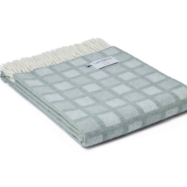 Manhattan Throw Green