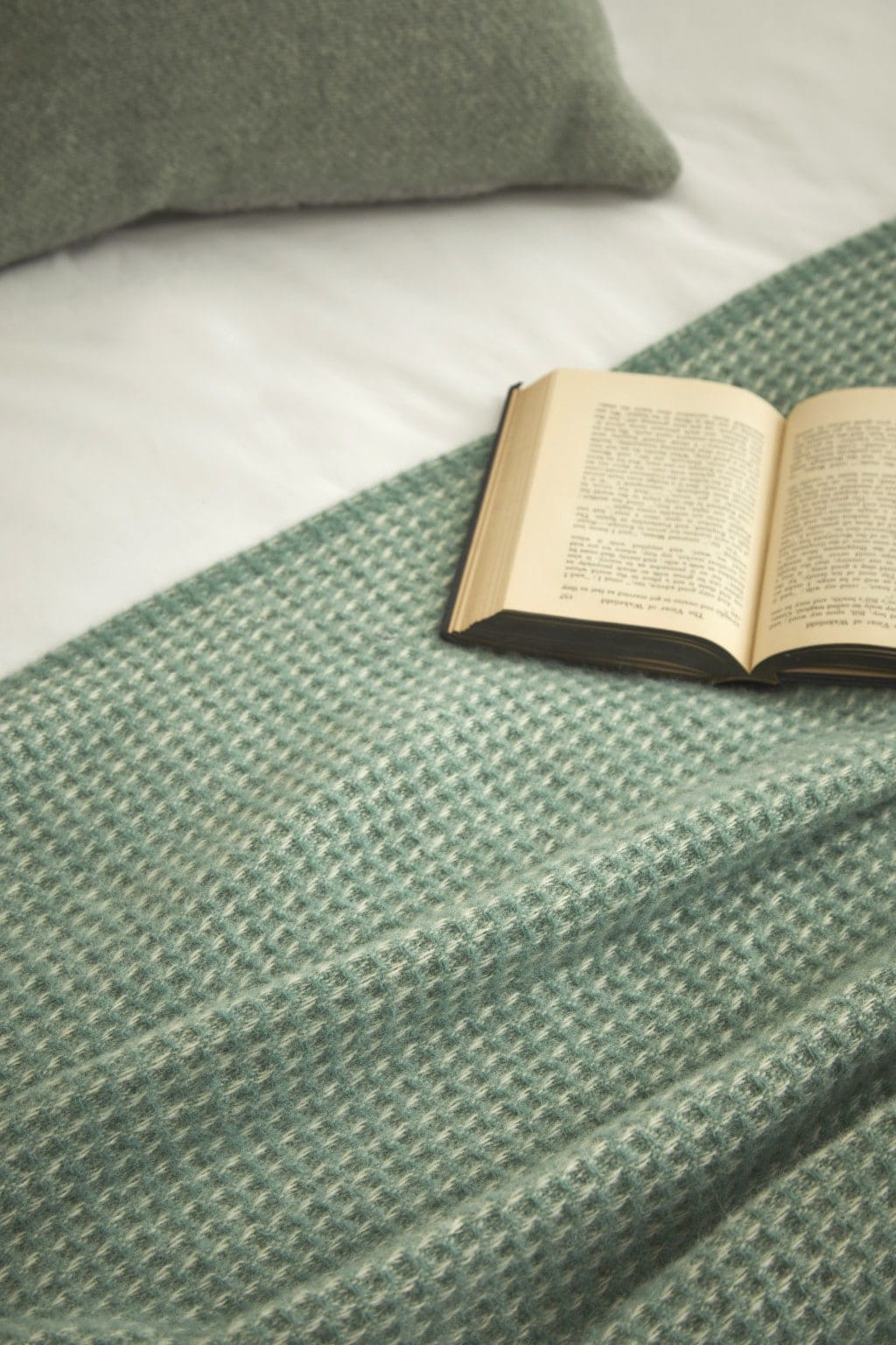Extra Large Sea Green Waffle Throw