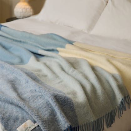 Extra Large Paddock Check Blue Throw