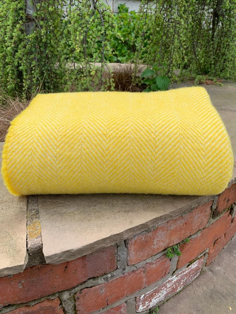 Pure New Wool Fishbone Throw in Yellow